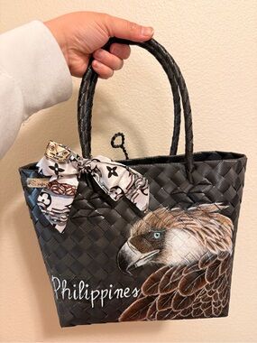 Habi at Pintura Eagle Plastic Bayong Waterproof Tote Bag Black